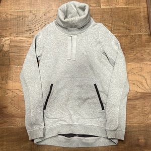 Lululemon Sweatshirt
